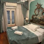 D.R.Rome Spanish Luxury Suites